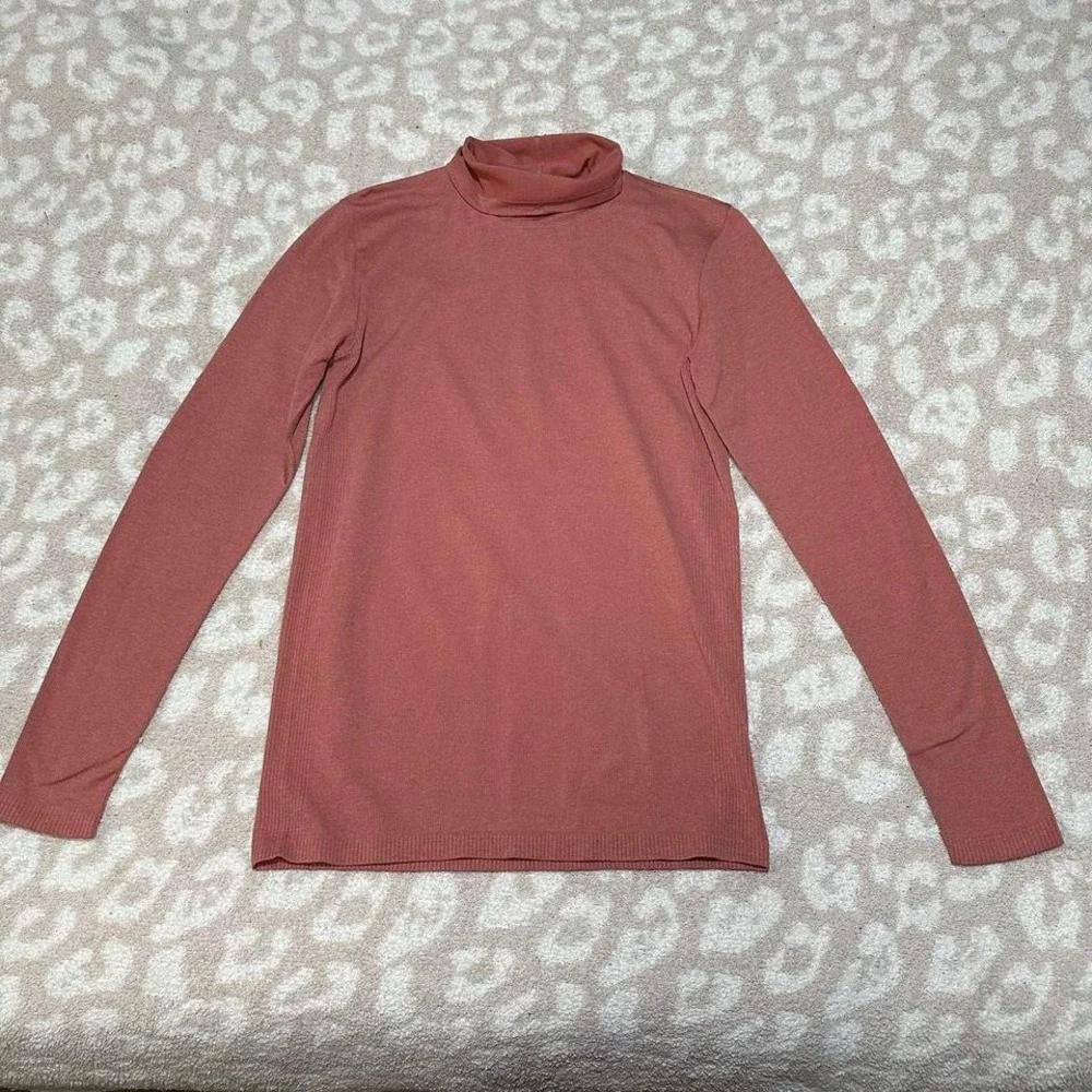 Lululemon Ribbed‎ Turtleneck Terracotta Pink Orange Top Size 12